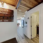 Spacious 2 Bedroom Condo