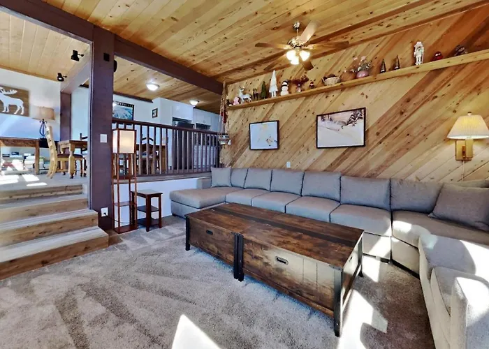 Spacious 2 Bedroom Condo